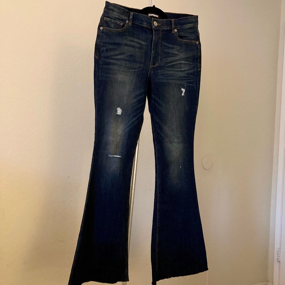 Express (New without tags) High Rise Bell Flare Jeans , Size 8 - Picture 2 of 7